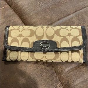 Cute Coach wallet used